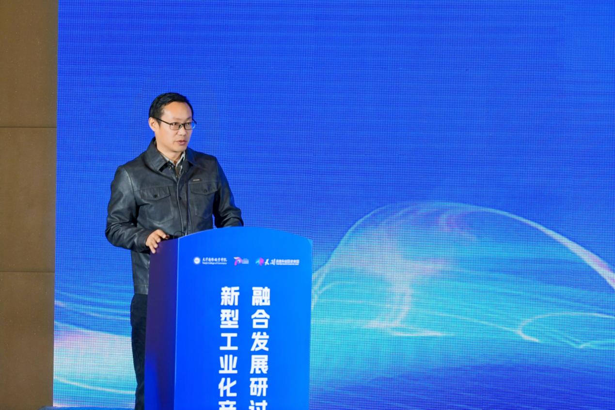 3-教委领导李友得